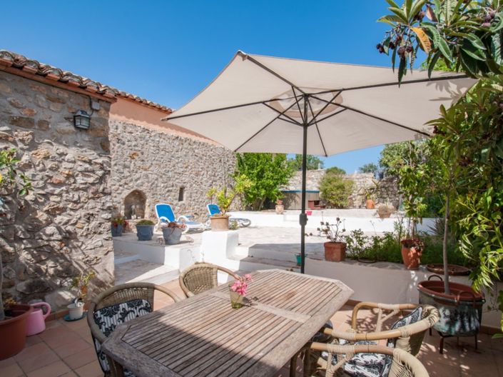 Image No.20-3 Bed Villa for sale