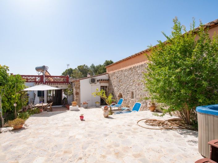 Image No.24-3 Bed Villa for sale