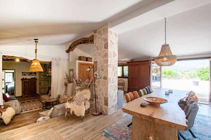 Image No.9-4 Bed Villa for sale