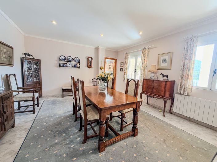 Image No.18-3 Bed Villa for sale