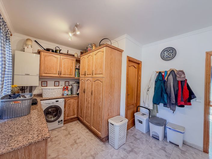 Image No.22-3 Bed Villa for sale