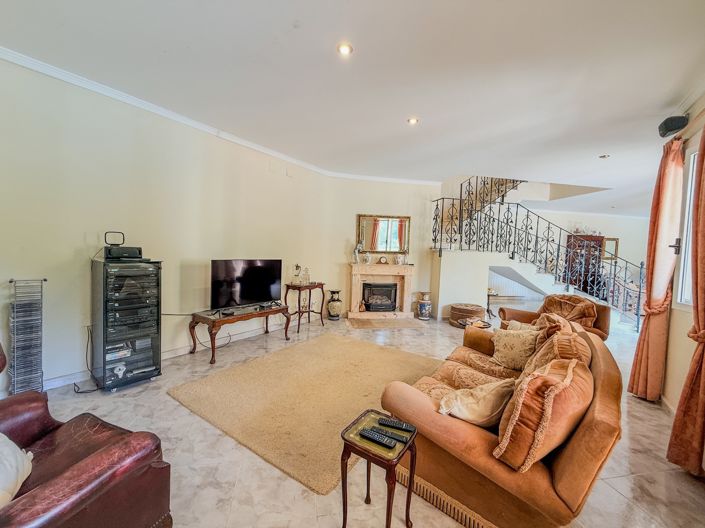 Image No.24-3 Bed Villa for sale