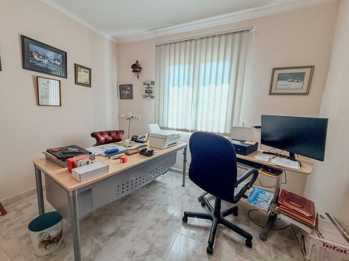 Image No.26-3 Bed Villa for sale