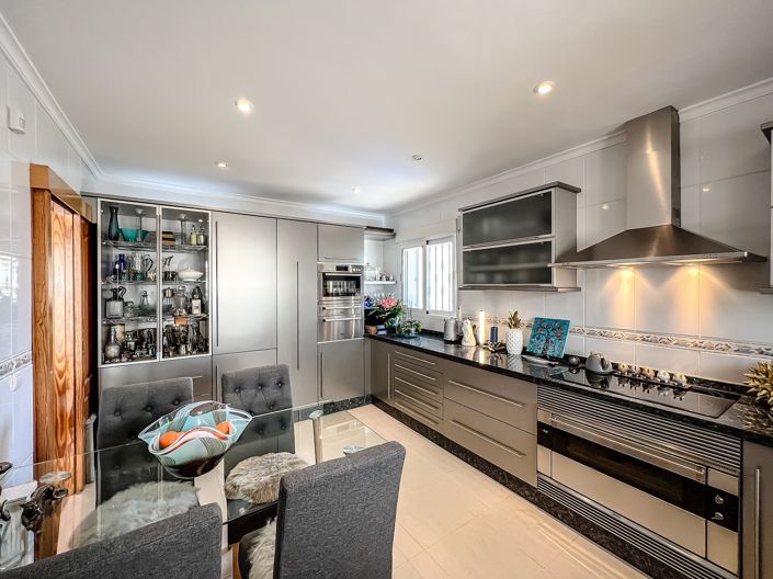 Image No.12-5 Bed Villa for sale