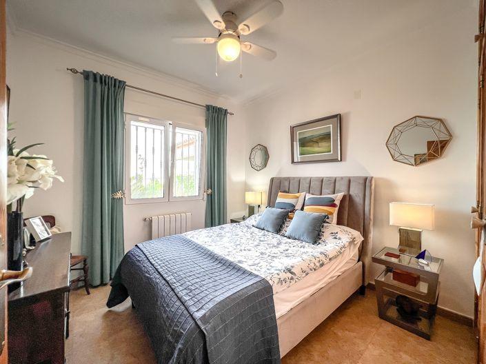 Image No.14-5 Bed Villa for sale