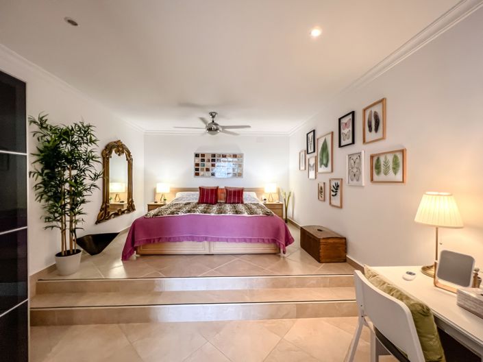 Image No.25-5 Bed Villa for sale