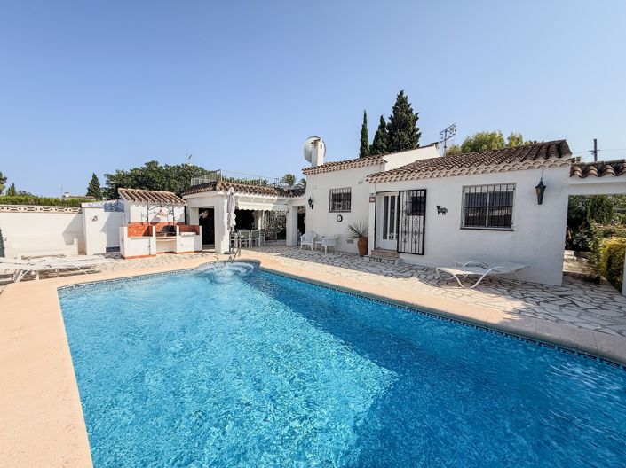 Image No.1-2 Bed Villa for sale