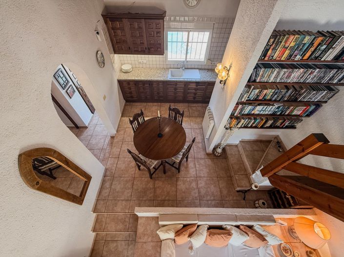 Image No.19-2 Bed Villa for sale