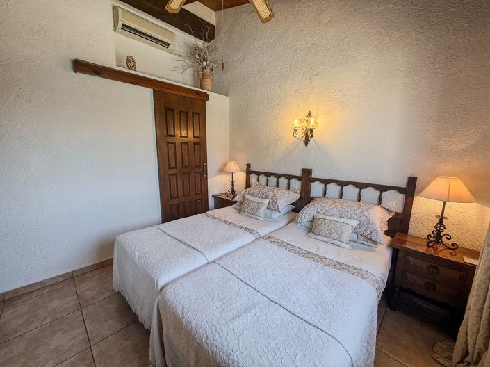 Image No.21-2 Bed Villa for sale