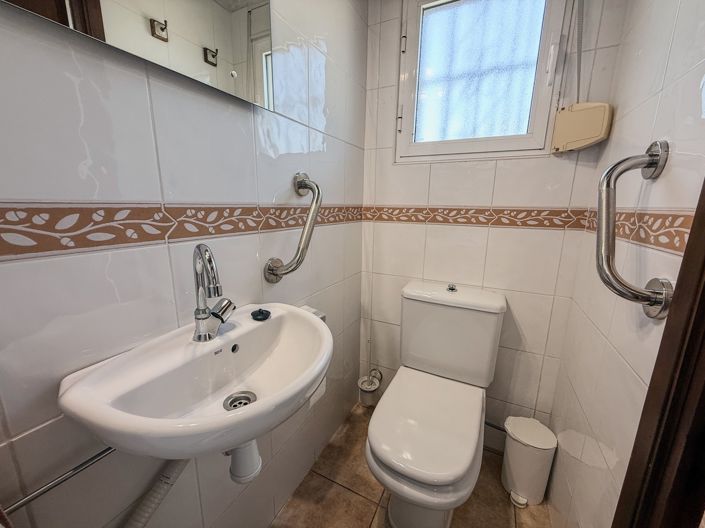 Image No.30-2 Bed Villa for sale