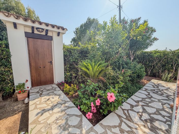 Image No.31-2 Bed Villa for sale