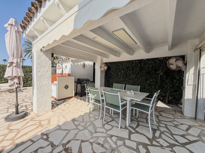 Image No.42-2 Bed Villa for sale