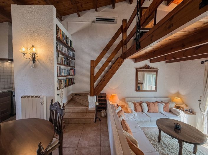 Image No.9-2 Bed Villa for sale