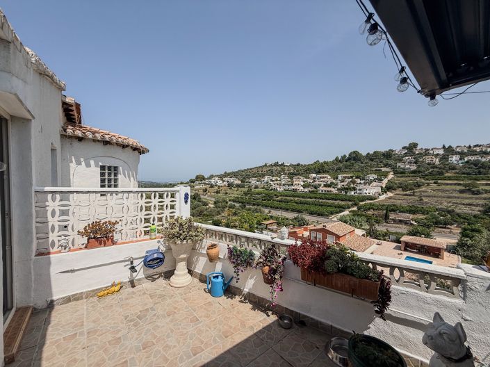 Image No.37-2 Bed Villa for sale