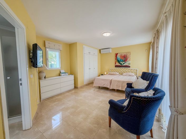 Image No.24-6 Bed Villa for sale