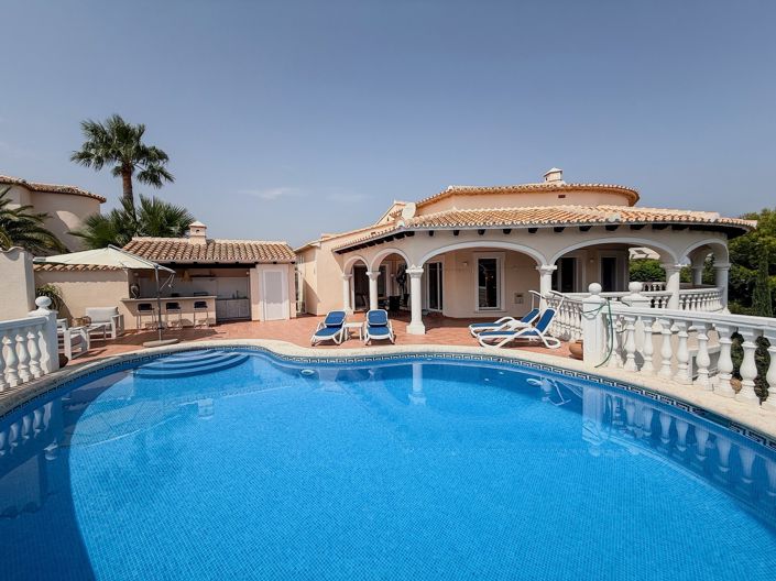 Image No.3-6 Bed Villa for sale