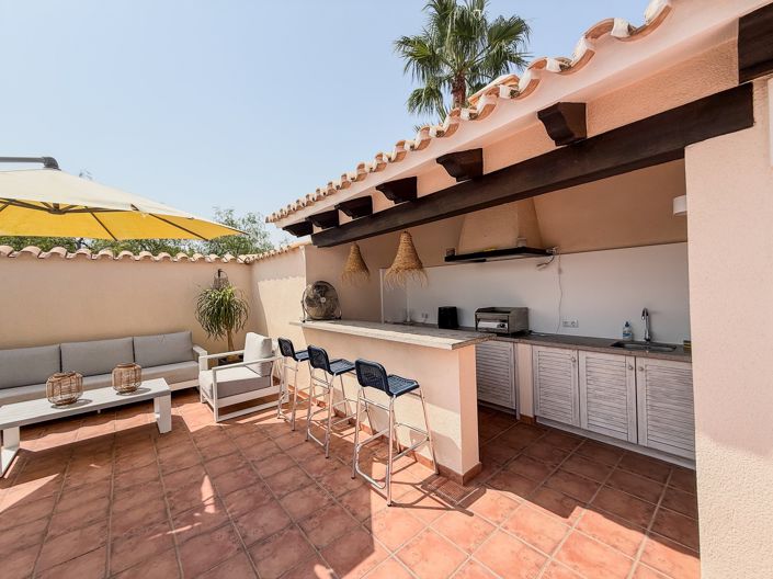 Image No.35-6 Bed Villa for sale