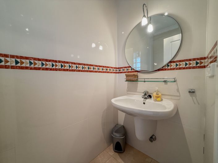 Image No.9-6 Bed Villa for sale