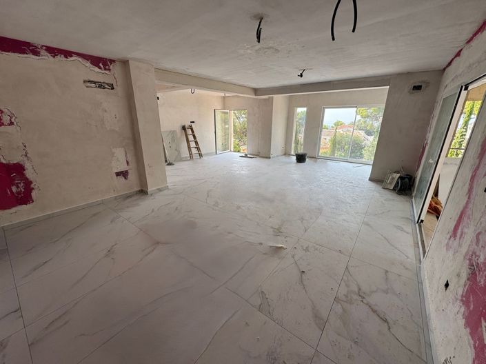 Image No.5-4 Bed Villa for sale