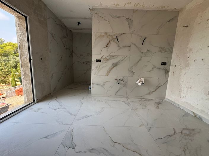 Image No.9-4 Bed Villa for sale