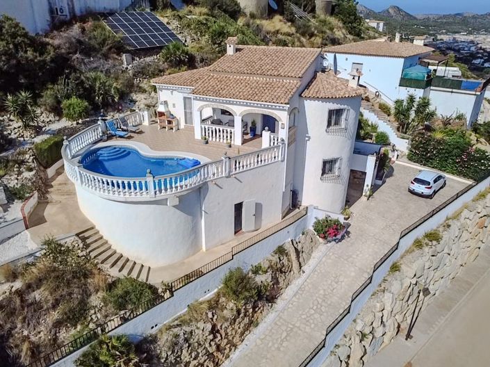 Image No.1-3 Bed Villa for sale