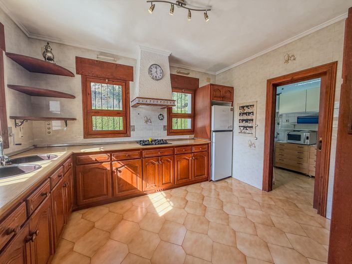 Image No.18-3 Bed Villa for sale