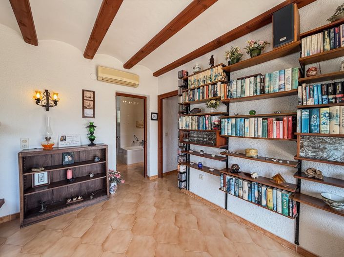 Image No.8-3 Bed Villa for sale