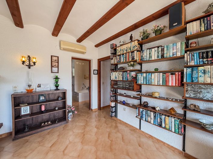 Image No.8-3 Bed Villa for sale