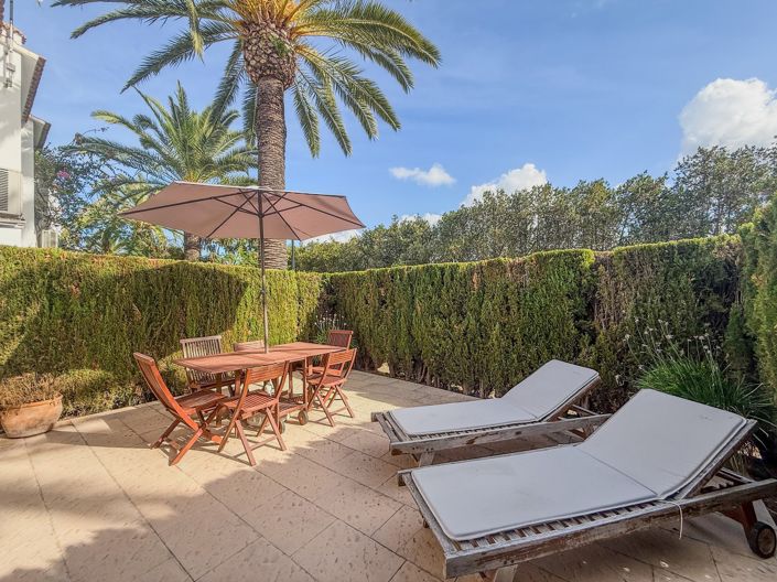 Image No.14-3 Bed Townhouse for sale