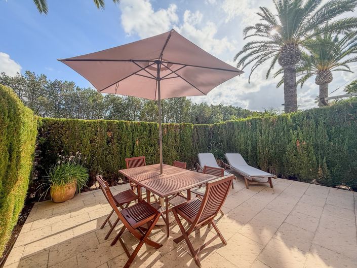 Image No.15-3 Bed Townhouse for sale