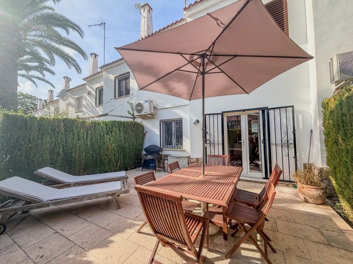 Image No.16-3 Bed Townhouse for sale