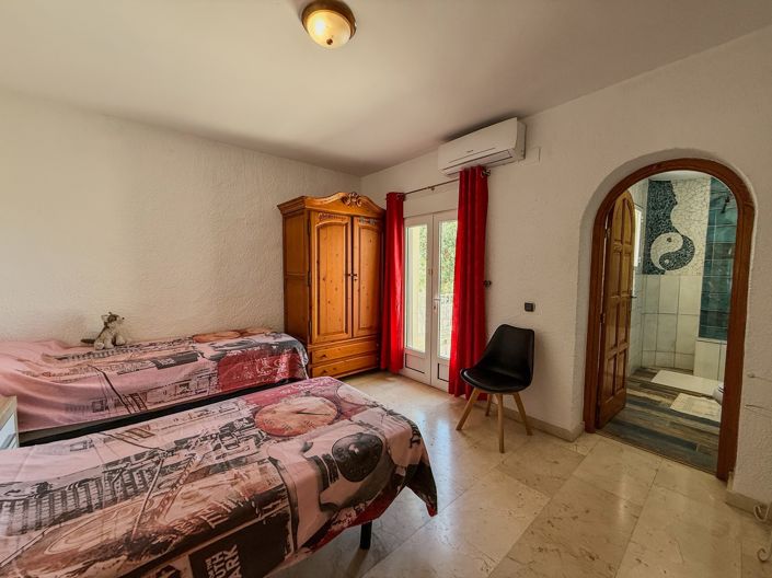 Image No.23-5 Bed Villa for sale