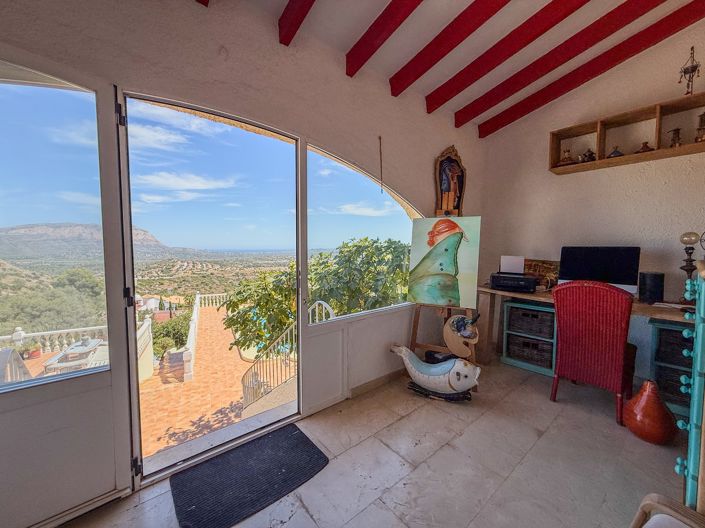 Image No.28-5 Bed Villa for sale