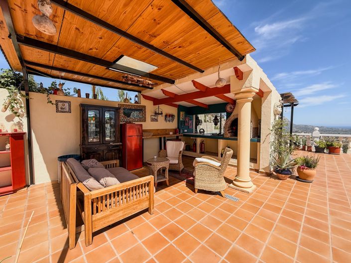 Image No.43-5 Bed Villa for sale