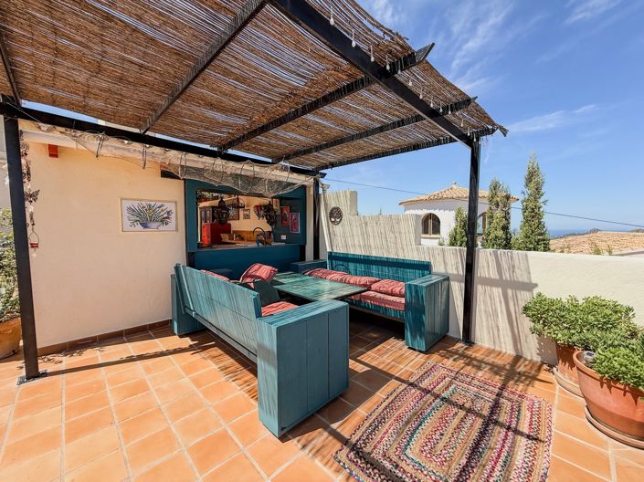 Image No.48-5 Bed Villa for sale