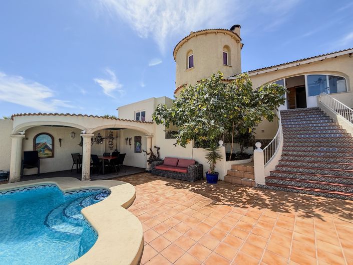 Image No.51-5 Bed Villa for sale