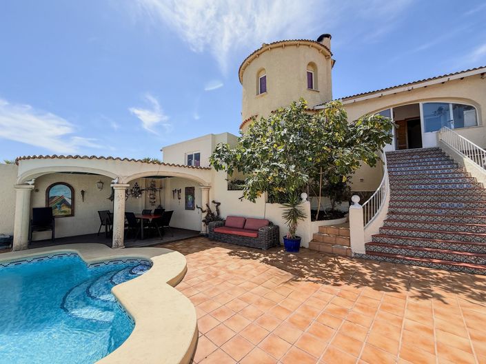 Image No.51-5 Bed Villa for sale