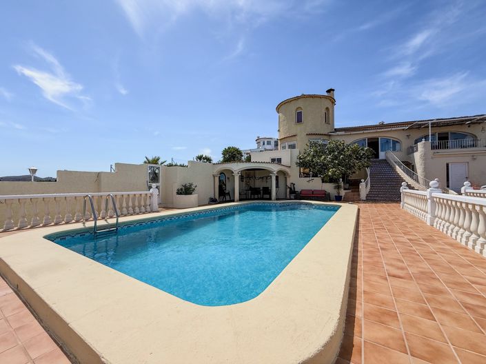 Image No.53-5 Bed Villa for sale