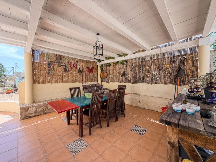 Image No.55-5 Bed Villa for sale