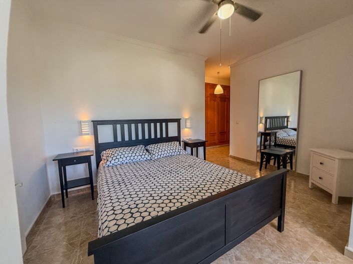 Image No.18-4 Bed Villa for sale