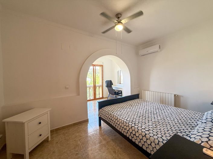 Image No.19-4 Bed Villa for sale