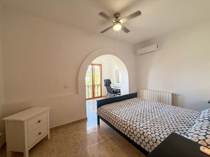 Image No.19-4 Bed Villa for sale