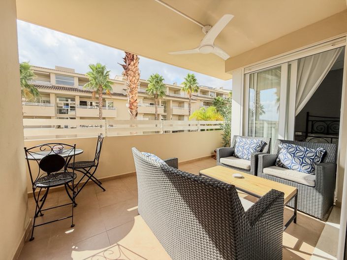 Image No.17-2 Bed Property for sale