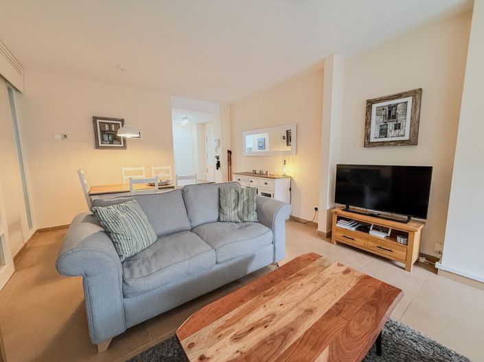 Image No.7-2 Bed Property for sale