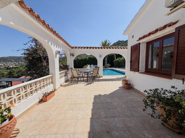 Image No.19-4 Bed Villa for sale