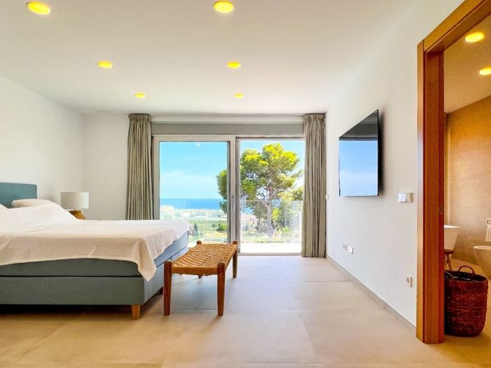 Image No.19-4 Bed Villa for sale