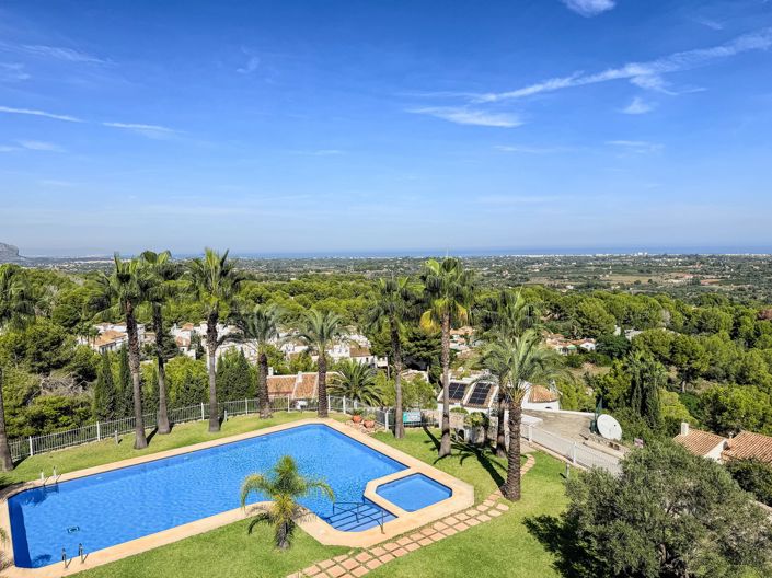 Image No.26-2 Bed Apartment for sale