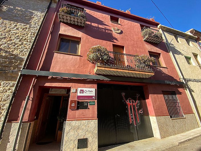 Image No.2-5 Bed Townhouse for sale