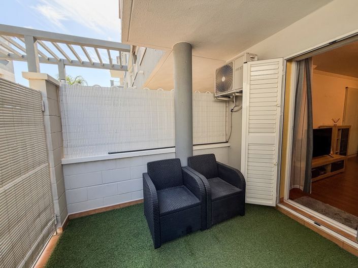 Image No.13-2 Bed Property for sale