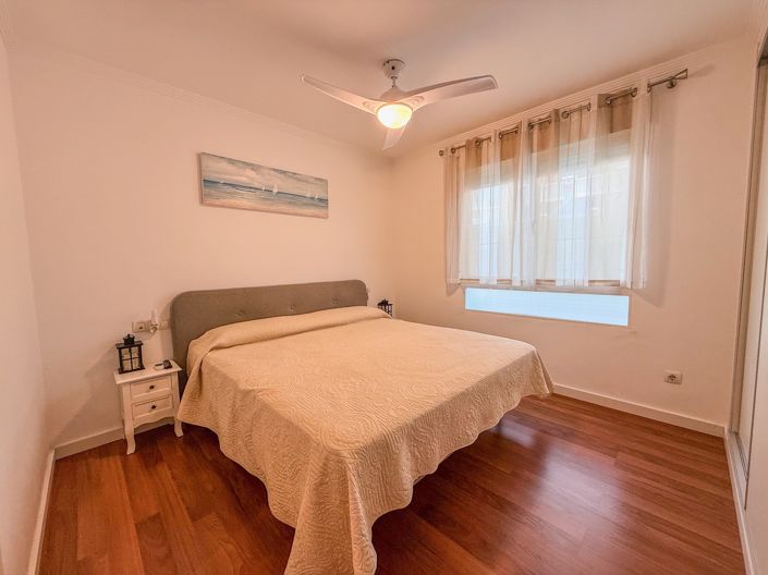 Image No.7-2 Bed Property for sale